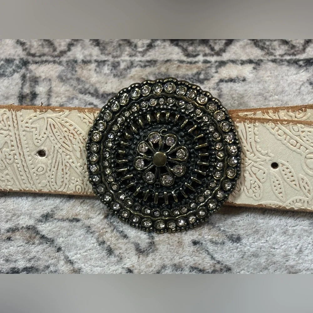 Fossil‎ Embellished Cream Leather Belt with Ornate Buckle Size Large